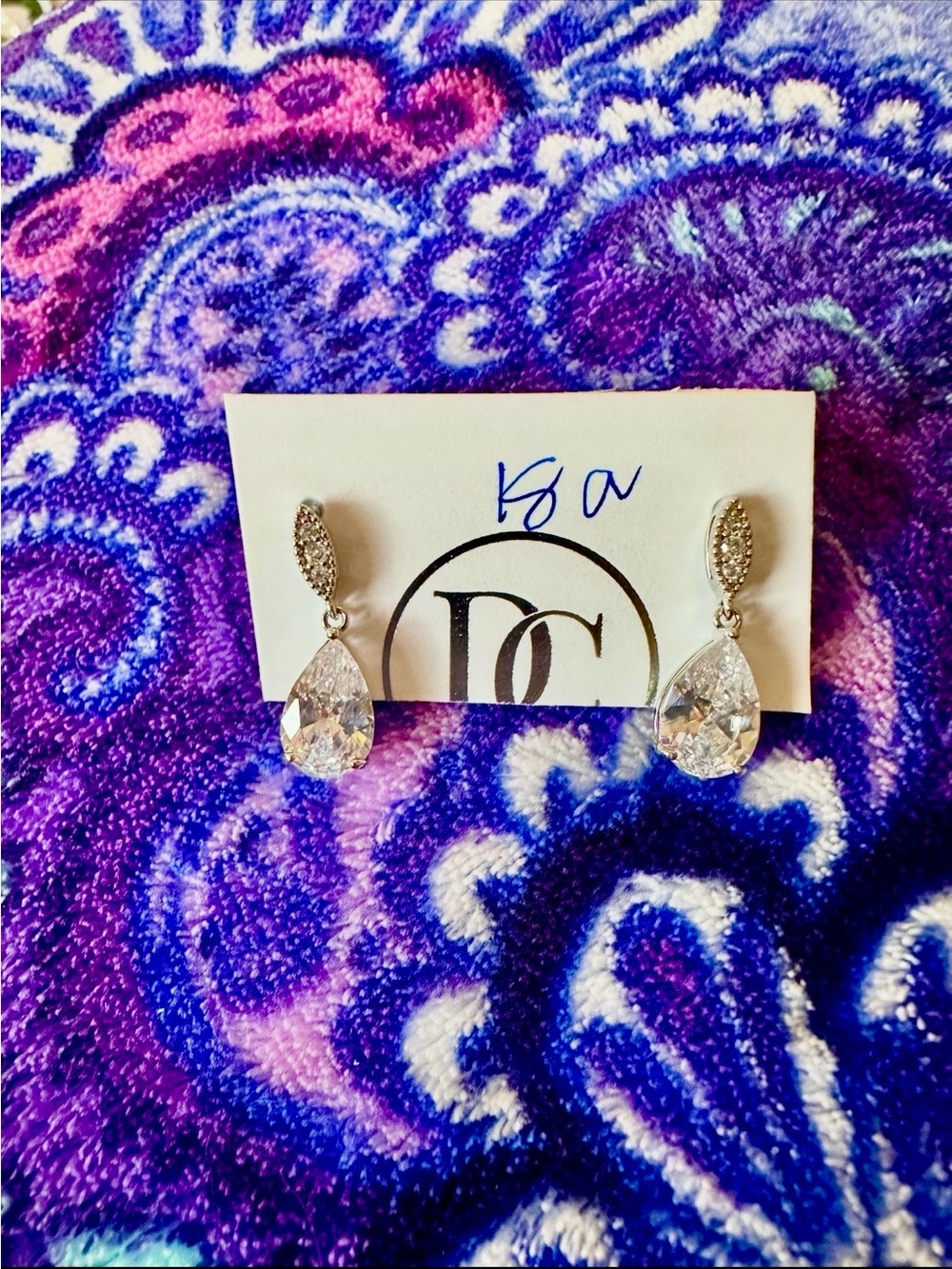 Dareth Colburn NWT Teardrop Crystal Drop Earrings in Clear Silver